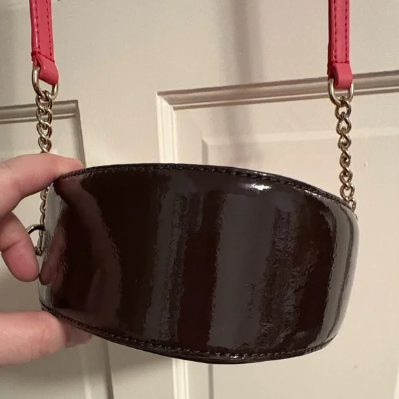 Kate Spade “Creme De La Crème” Chocolate Strawberry Leather Crossbody Bag Purse - Picture 4 of 9